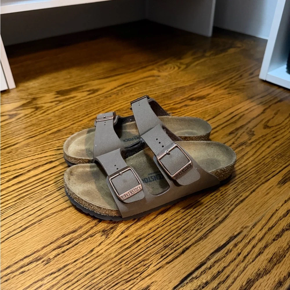 Birkenstock Kids Arizona Two-Strap Sandals — Taupe/Brown